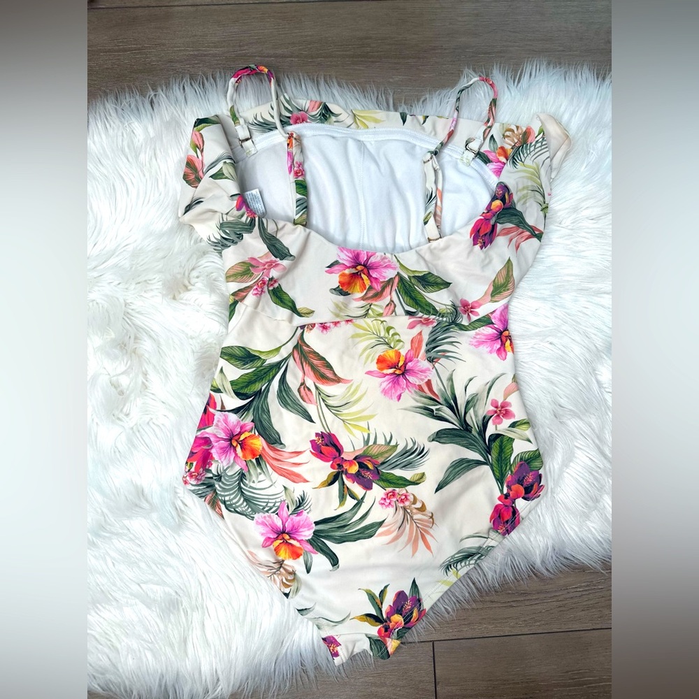 Gorgeous Floral Kona Sol One Piece Swimsuit : Size Small - Picture 3 of 4